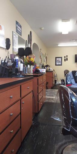 Beauty Salon «Salon Ashanti», reviews and photos, 128 Palmetto Ave NW, Winter Haven, FL 33881, USA