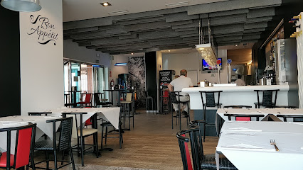 CAFé BAR ALBAN24