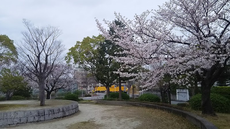 鳴子藤川公園