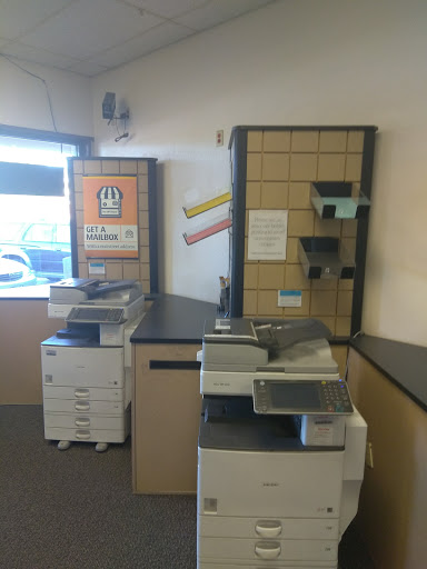 Shipping and Mailing Service «The UPS Store», reviews and photos, 5198 Arlington Ave, Riverside, CA 92504, USA