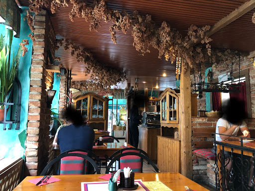 Kyvadlo - Restaurant - Pub