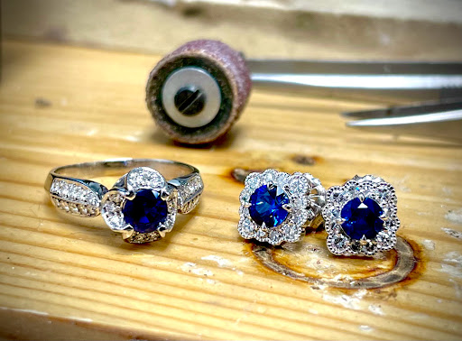 Jewelry Store «Indy Facets Private Jeweler», reviews and photos, 755 W Carmel Dr #116, Carmel, IN 46032, USA