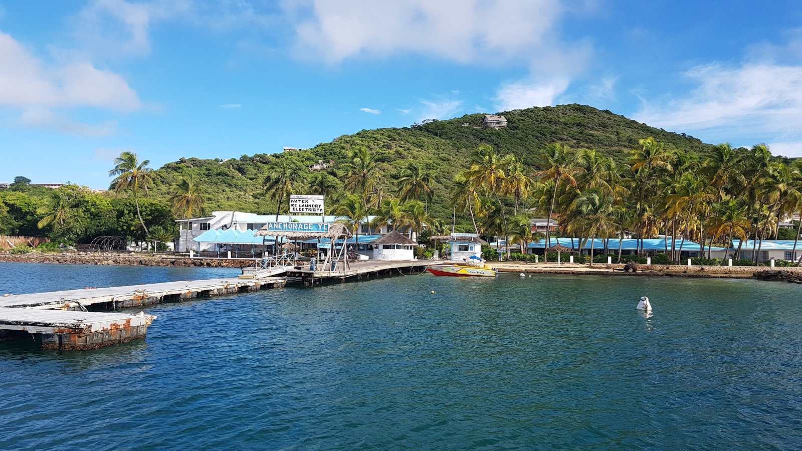 Clifton Harbour beach的照片 带有直岸