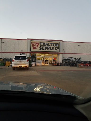 Home Improvement Store «Tractor Supply Co.», reviews and photos, 10011 Main St, Zachary, LA 70791, USA