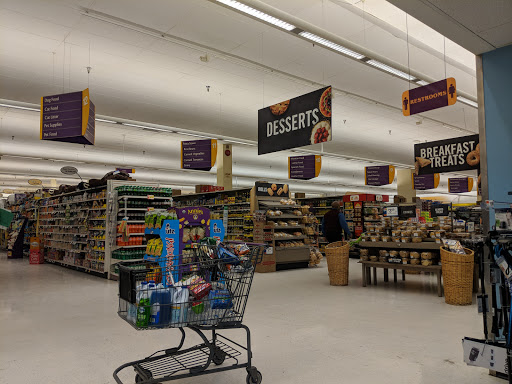 Grocery Store «Giant Food», reviews and photos, 3480 S Jefferson St, Falls Church, VA 22041, USA