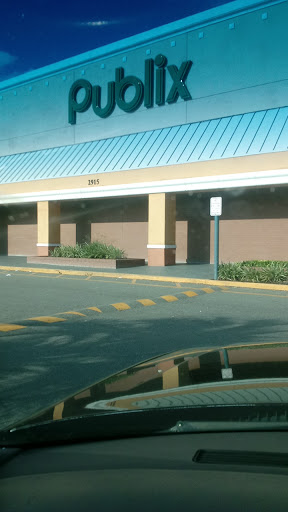Supermarket «Publix Super Market at Poinciana Place», reviews and photos, 2915 Vineland Rd, Kissimmee, FL 34746, USA