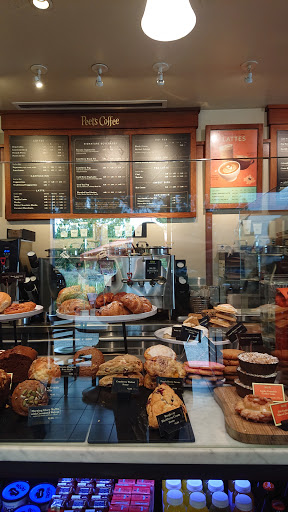 Shopping Mall «Nut Tree Plaza», reviews and photos, 1661 E Monte Vista Ave, Vacaville, CA 95688, USA