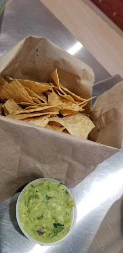 Mexican Restaurant «QDOBA Mexican Eats», reviews and photos, 10550 E Garden Dr Suite 101, Aurora, CO 80012, USA