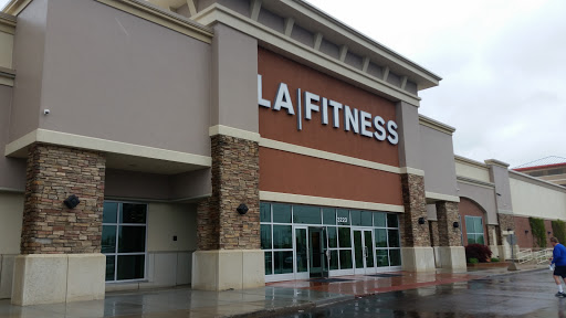 Gym «LA Fitness», reviews and photos, 3223 Fairlane Dr, Allen Park, MI 48101, USA