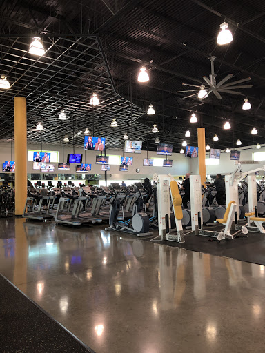 Gym «GB3 Palm- George Brown Sports Club», reviews and photos, 7825 N Palm Ave, Fresno, CA 93711, USA