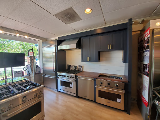 Appliance Store «M & M Appliance & Vacuum», reviews and photos, 817 S Washington St, Alexandria, VA 22314, USA