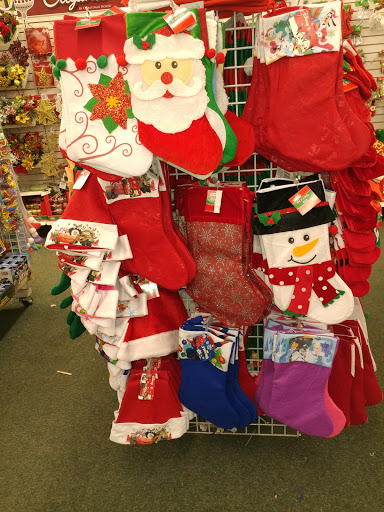 Dollar Store «Dollar Tree», reviews and photos, 1555 Farmersville Rd #201, Farmersville, CA 93223, USA