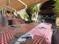 Atmosphère du Restaurant Le Dali's à Villefranche-de-Rouergue - n°4