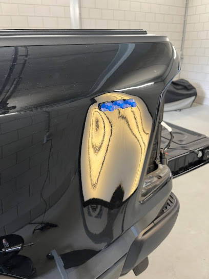 Car Restyle Uitdeuktechniek