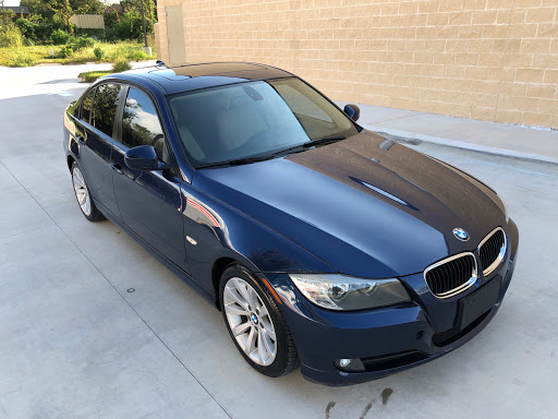 Used Car Dealer «Luxury Unlimited Auto Sales», reviews and photos, 11912 Potranco Rd, San Antonio, TX 78253, USA