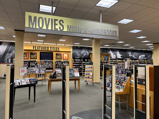 Book Store «Barnes & Noble», reviews and photos, 1180 Raritan Rd, Clark, NJ 07066, USA