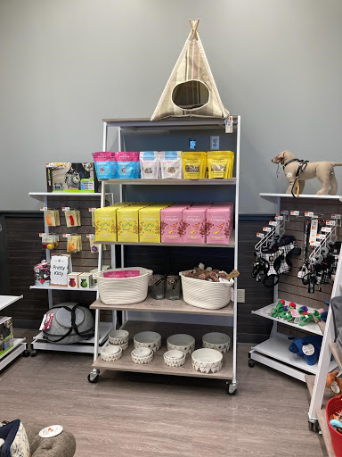 Pet Supply Store «Pet Supplies Plus», reviews and photos, 305 Sidney Baker St S #400, Kerrville, TX 78028, USA