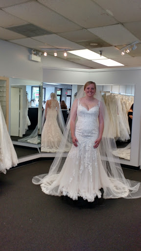 Bridal Shop «Here Comes the Bride», reviews and photos, 190 N Swift Rd, Addison, IL 60101, USA