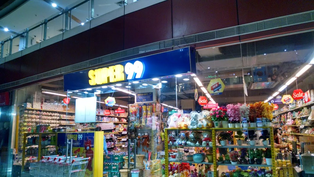 SUPER 99