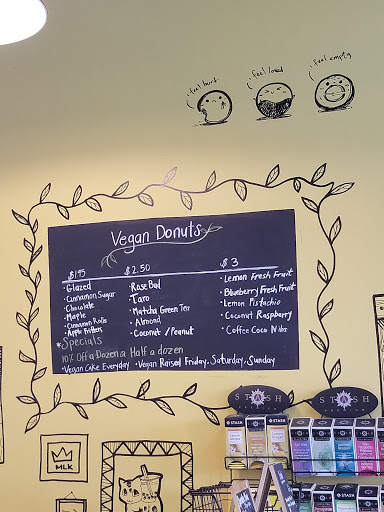 Donut Shop «Sweet Retreat Donuts», reviews and photos, 924 Pacific Coast Hwy, Long Beach, CA 90806, USA