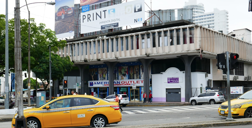 American Outlet Panamá | Plaza 5 de mayo