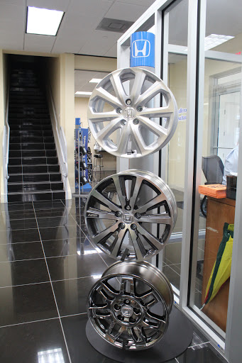 Honda Dealer «Brickell Honda», reviews and photos, 690 SW 8th St, Miami, FL 33130, USA