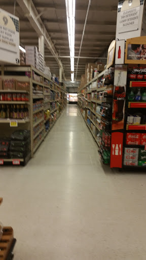 Grocery Store «Town & Country Foods», reviews and photos, 219 N 19th Ave, Bozeman, MT 59718, USA