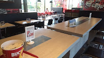 Atmosphère du Restaurant KFC REIMS LA NEUVILETTE - n°4