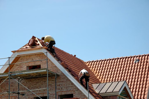 R & R Roofing in Salinas, California