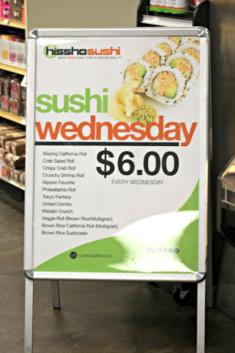 Grocery Store «Lunds & Byerlys Highland Park», reviews and photos, 2128 Ford Pkwy, St Paul, MN 55116, USA