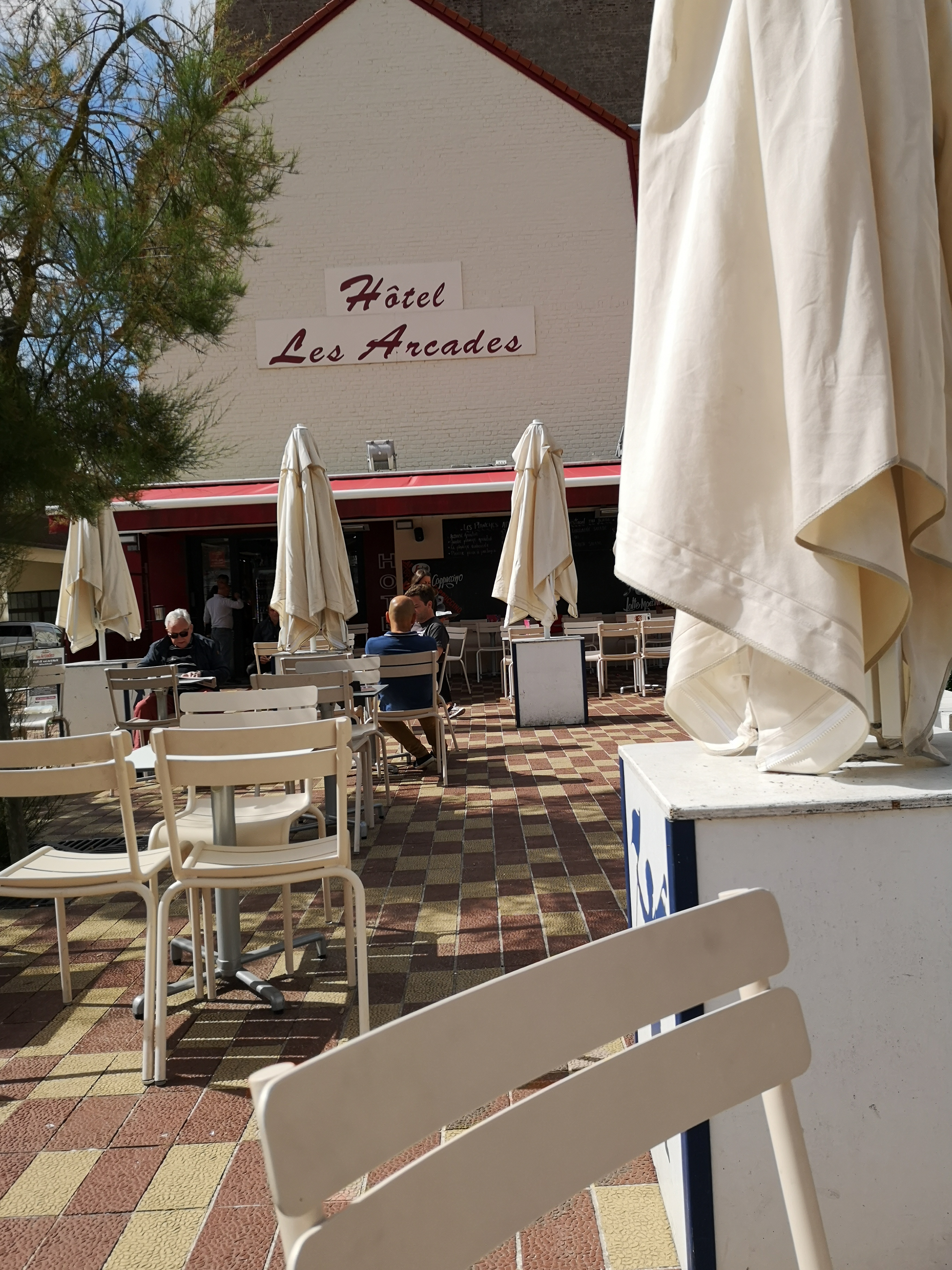 Photo n° 2 de l'avis de R. fait le 21/06/2019 à 09:05