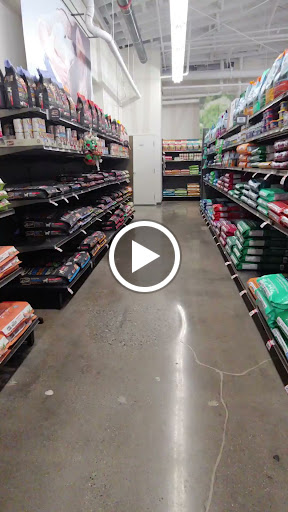 Pet Supply Store «Petco Animal Supplies», reviews and photos, 845 S Arroyo Pkwy, Pasadena, CA 91105, USA