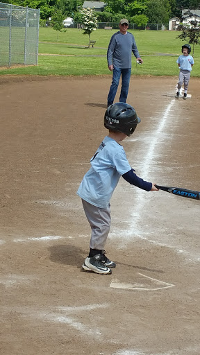 Dog Park «Chapin Park», reviews and photos, 338 Warner Parrott Rd, Oregon City, OR 97045, USA