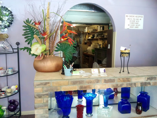 Florist «Fort Myers Flower House», reviews and photos, 3441 Fowler St, Fort Myers, FL 33901, USA