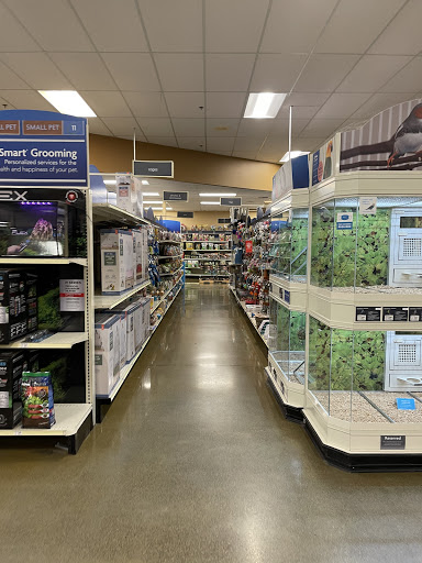 Pet Supply Store «PetSmart», reviews and photos, 719 Sleater Kinney Rd SE, Lacey, WA 98503, USA