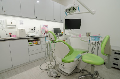 Q&M Dental Clinic (SS2)