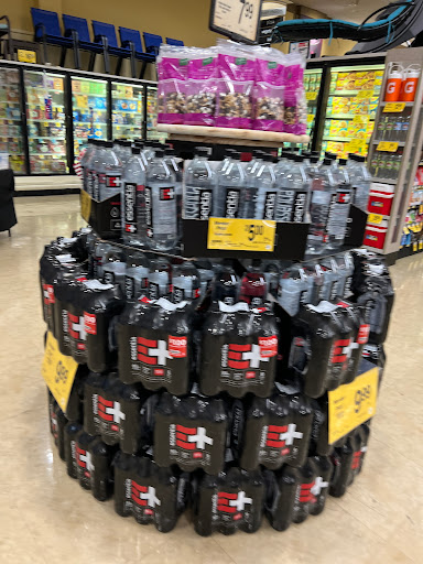 Grocery Store «Pavilions», reviews and photos, 5949 E Spring St, Long Beach, CA 90808, USA