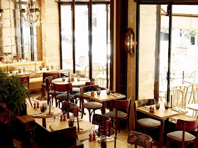 Café Poète à Paris