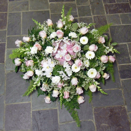 Florist «Santamary Florist», reviews and photos, 15694 W High St, Middlefield, OH 44062, USA