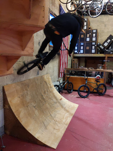 Bicycle Store «Belmar Bike Shop», reviews and photos, 1318 Main St, Belmar, NJ 07719, USA