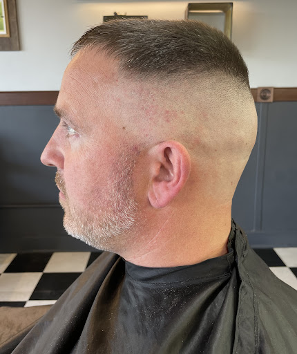 Barber Shop «Big 4 Barbershop», reviews and photos, 500 E Court Ave, Jeffersonville, IN 47130, USA