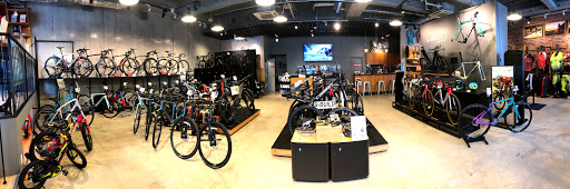 Bicycle stores Tokyo
