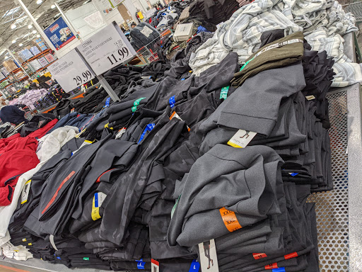 Warehouse store «Costco Wholesale», reviews and photos, 5401 Katella Ave, Cypress, CA 90720, USA