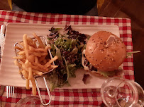 Hamburger du Restaurant A la Fontaine à Paris - n°4