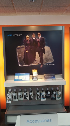 Cell Phone Store «AT&T Authorized Retailer», reviews and photos, 17100 Collins Ave #108, Sunny Isles Beach, FL 33160, USA