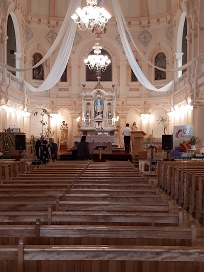 Saint-Nom-de-Marie Church