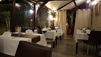 Photos des visiteurs du Restaurant Logis Hôtel Château Corneille à Le Val-d'Hazey - n°19