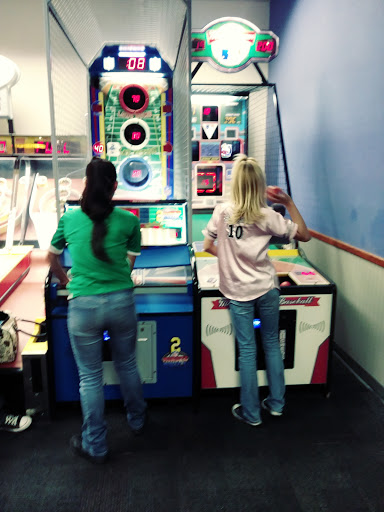 Shopping Mall «Bell Shopping Center», reviews and photos, 5029 E Florence Ave, Bell, CA 90201, USA