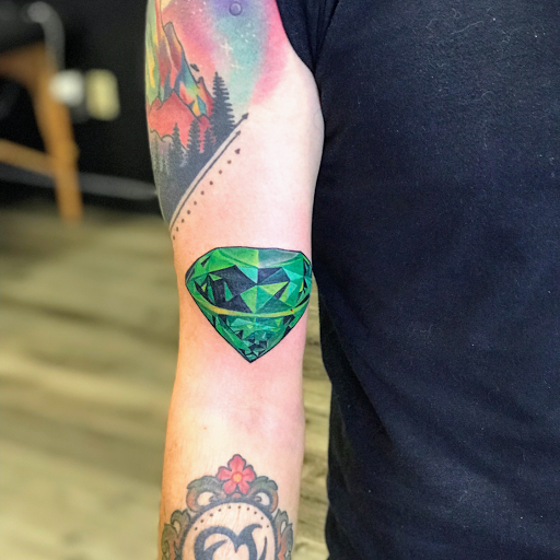 Tattoo Shop «Palace Art Tattoo», reviews and photos, 1779 Thousand Oaks Blvd, Thousand Oaks, CA 91362, USA