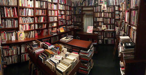 Librairie Un Regard Moderne Paris